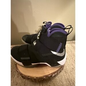 Nike Men's Black and Purple Athletic Shoes